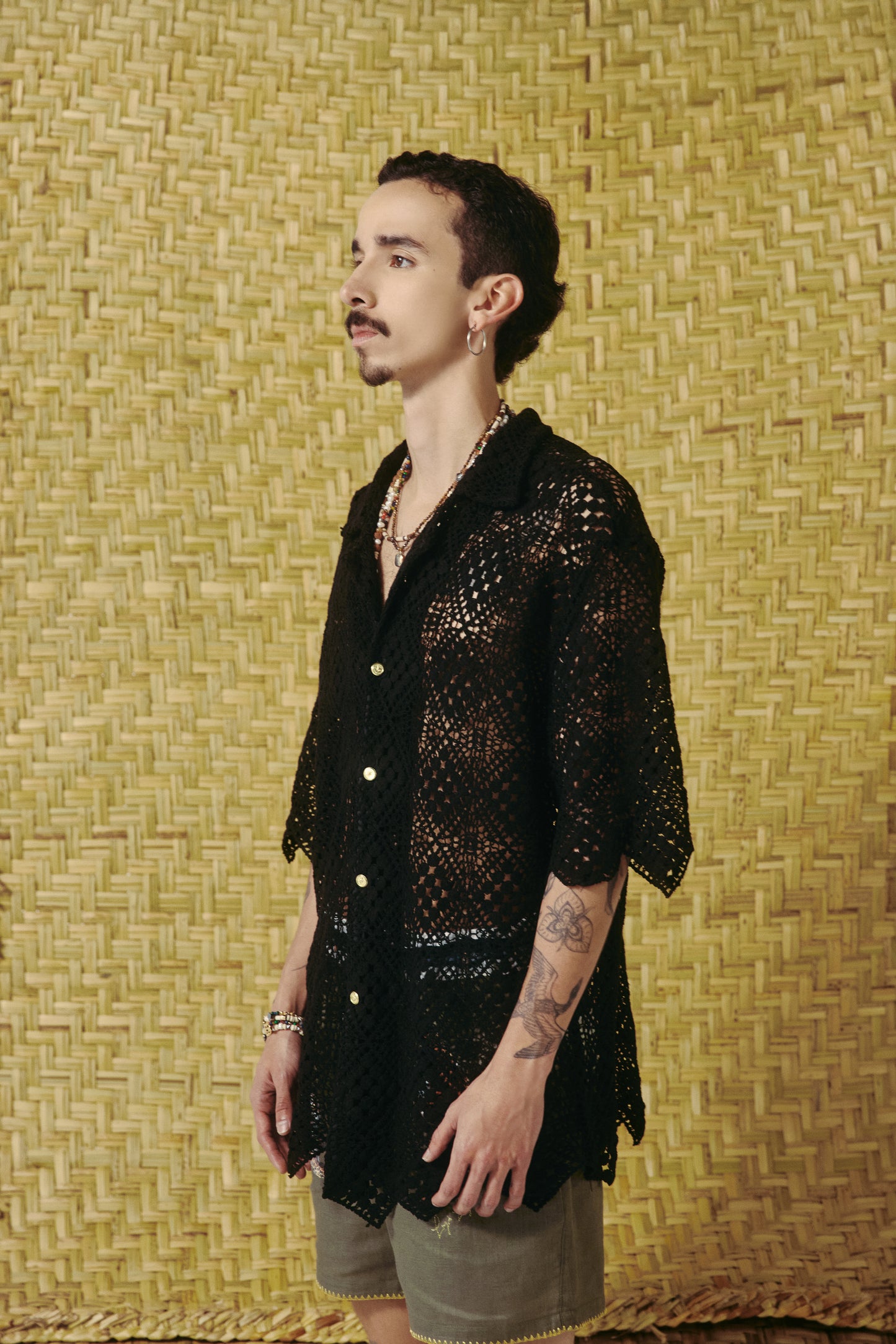 
                  
                    MIDNIGHT CROCHET - CAMISA
                  
                
