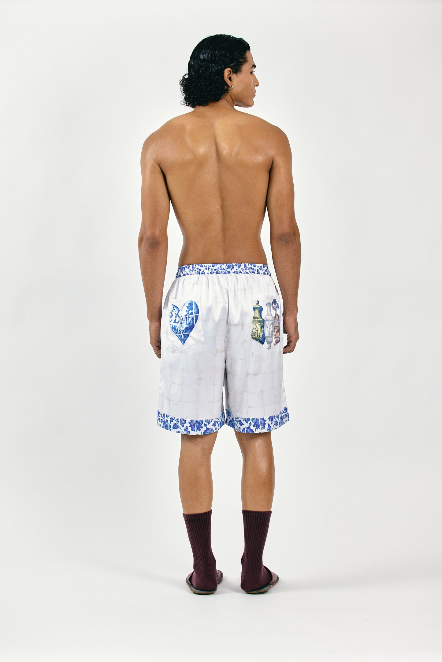 
                  
                    DOS AMORES - SHORT
                  
                