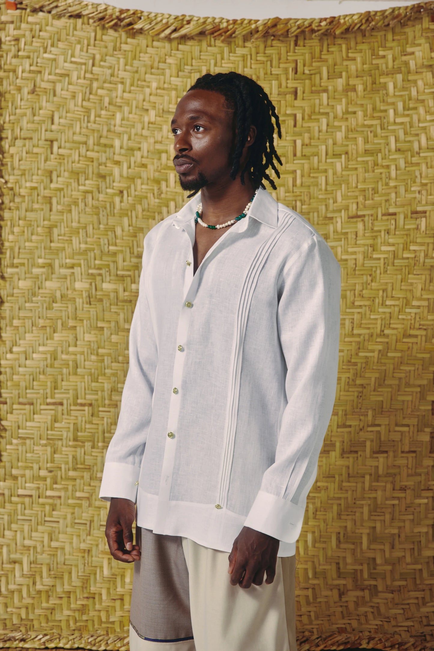 
                  
                    JURASSIC PARK - GUAYABERA
                  
                